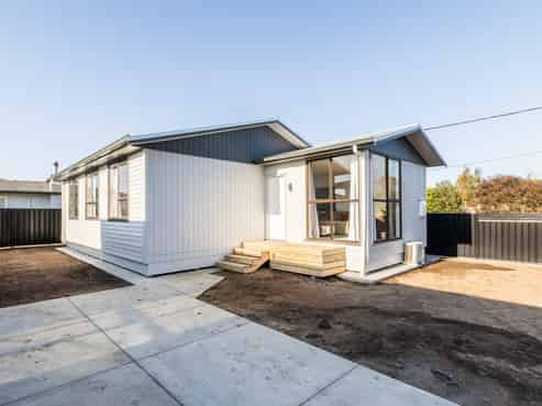 30 Caxton Street, Onekawa