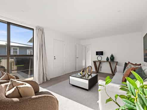 30 Caxton Street, Onekawa