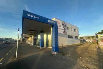 High-profile commercial site