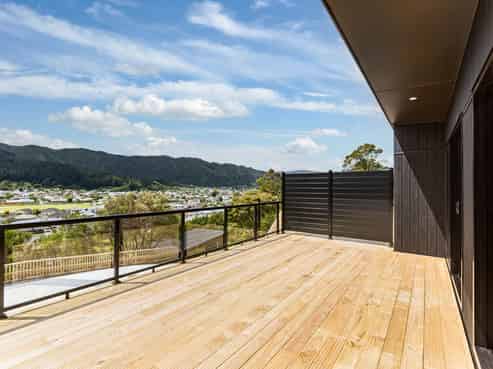 16 Hastings Grove, Wainuiomata