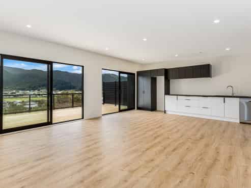 16 Hastings Grove, Wainuiomata