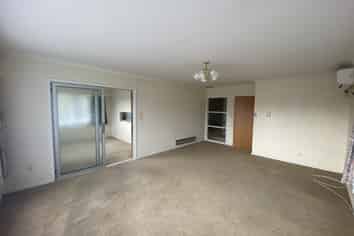 23 Oriel Ave, Tawa