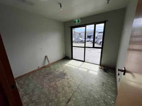 Practical Industrial Space in Sydenham
