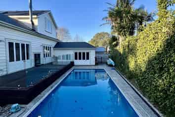 1 Mozeley Avenue, Devonport