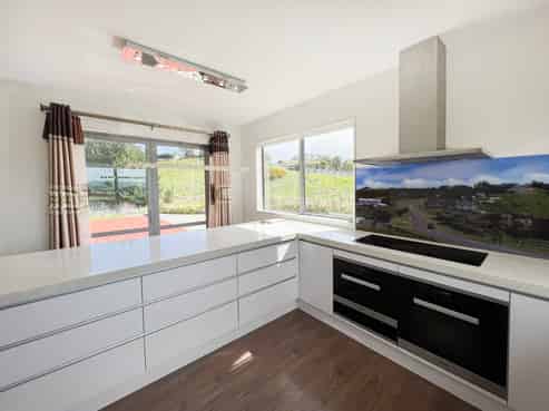 748 Redoubt Road, Flat Bush