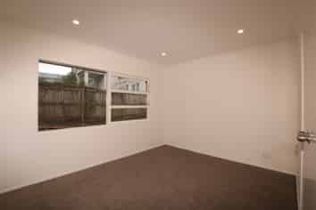 2/90 Ranfurly Road, Epsom