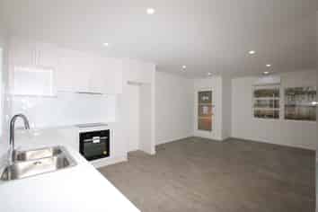 2/90 Ranfurly Road, Epsom