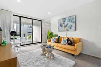 9/10 Silver Moon Road, Albany Heights