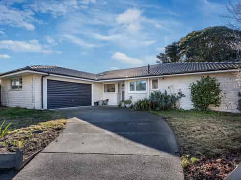 16 Stormont Place, Avonhead