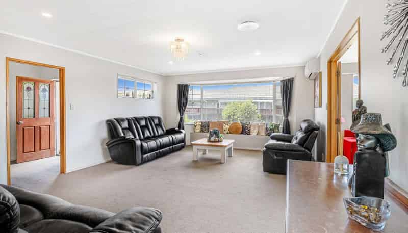 15 Downes Avenue, Springvale