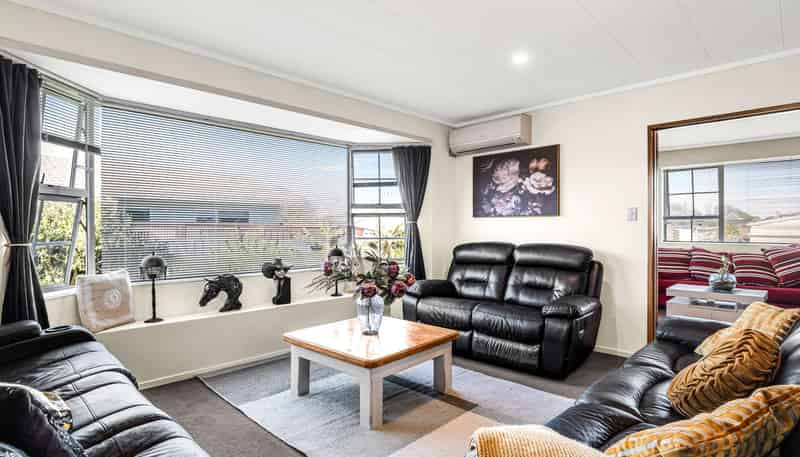 15 Downes Avenue, Springvale