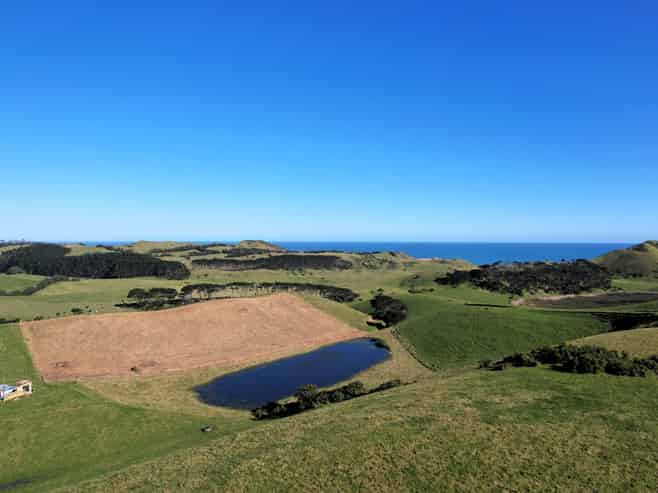  Rehutai Road, Baylys Beach
