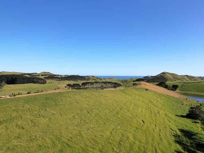 Rehutai Road, Baylys Beach