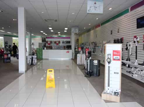 Large retail space available on Link Drive