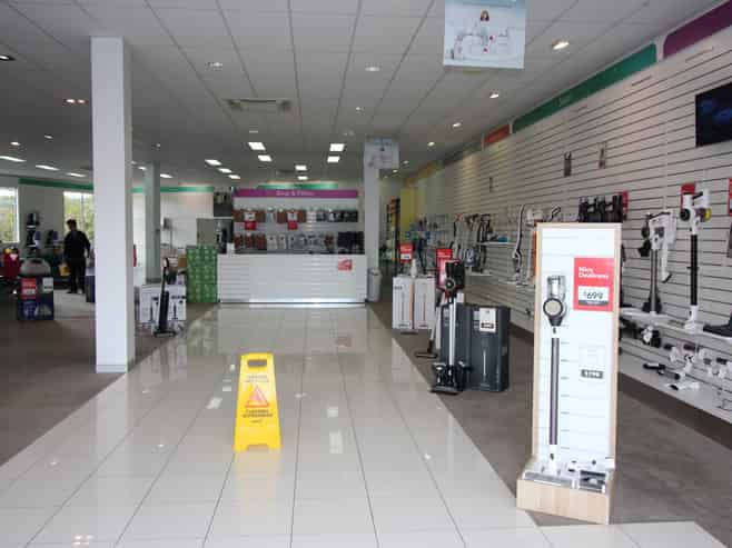 Large retail space available on Link Drive