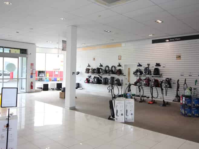 Large retail space available on Link Drive