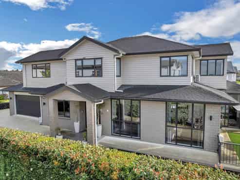40B Nanleen Rise, Manurewa