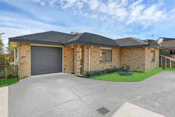16 Saybrook Place, Mangere
