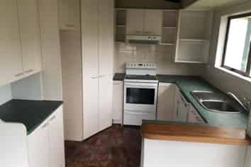 2 Channel View Road, Clarks Beach