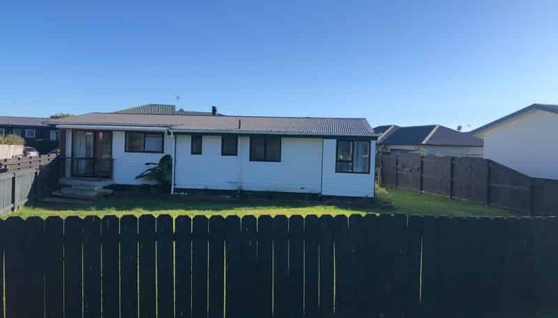 2 Channel View Road, Clarks Beach