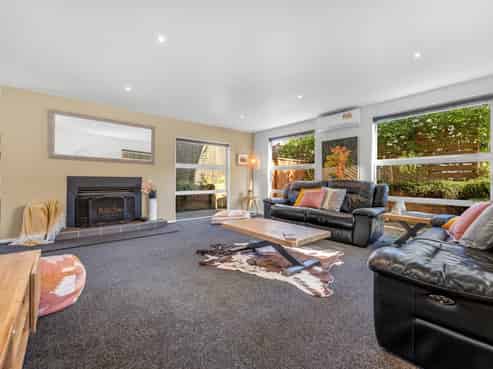 12 Blakewell Place, Beachlands