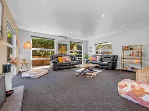 12 Blakewell Place, Beachlands