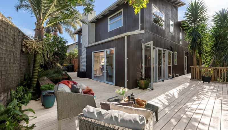 12 Blakewell Place, Beachlands