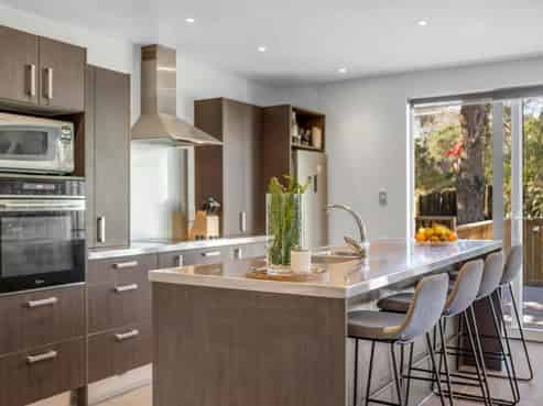 12 Blakewell Place, Beachlands