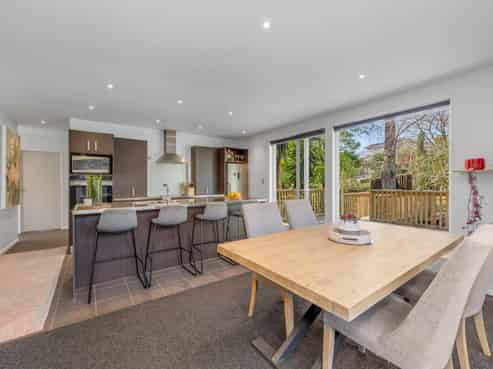 12 Blakewell Place, Beachlands
