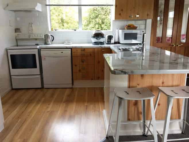 1342 Coast Road, Toko Mouth