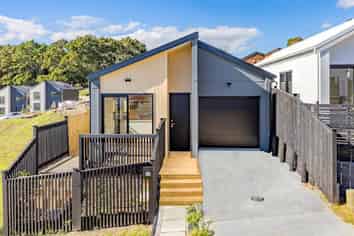 16 Oopunga Road, Pukekohe