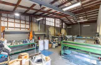 168sqm Industrial workshop - Richmond