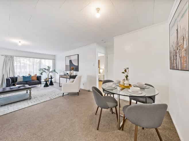 2/36 Blacklock Avenue, Henderson
