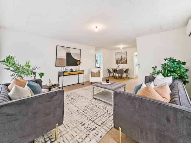 2/36 Blacklock Avenue, Henderson