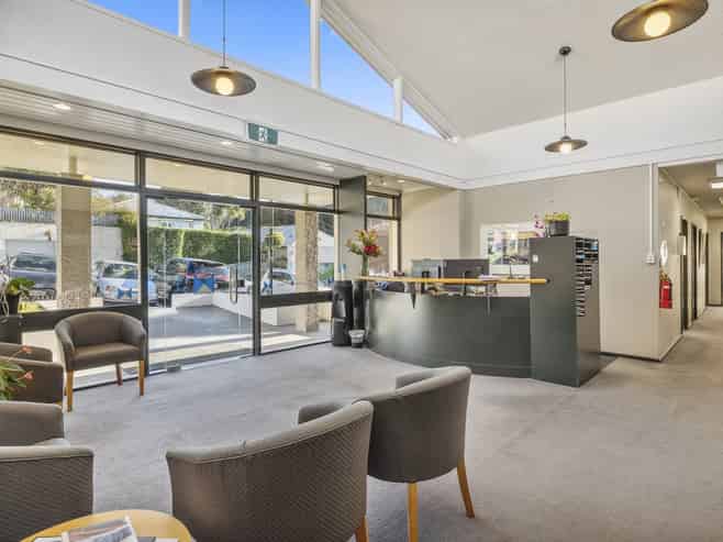 Stand Alone office Opportunity