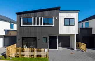 32 Taipahitini Road, Karaka