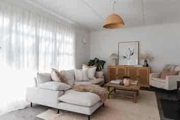 2/39 Cassino Crescent, Onekawa