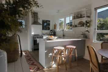 2/39 Cassino Crescent, Onekawa