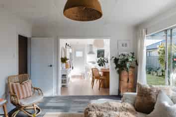 2/39 Cassino Crescent, Onekawa