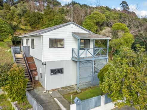 7 Jasper Grove, Birchville