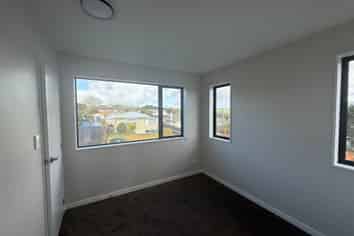 D/22 Kaikoura Street, Henderson