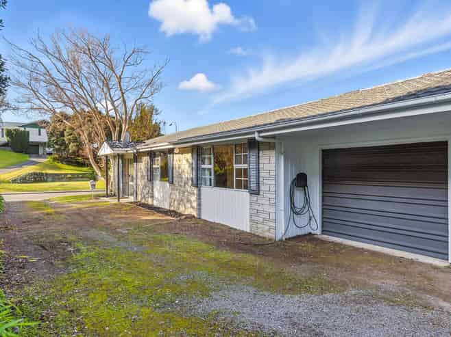 35A Tui Road, Raumati Beach