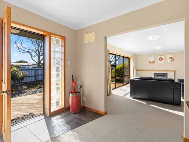 5b Truby King Street, Merrilands