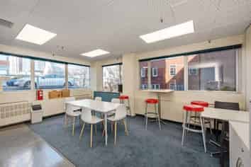 Entry Level Full Floor + 3 Parks