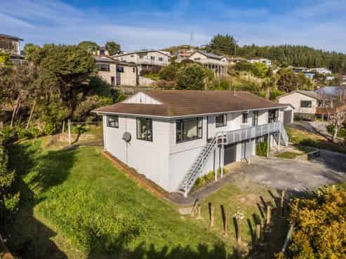 49a Albatross Close, Whitby