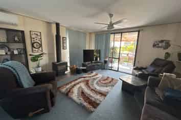 2/141 Carnoustie Drive, Wattle Downs