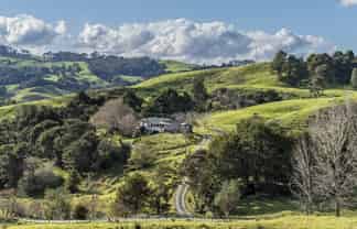 1782 State Highway 12, Paparoa