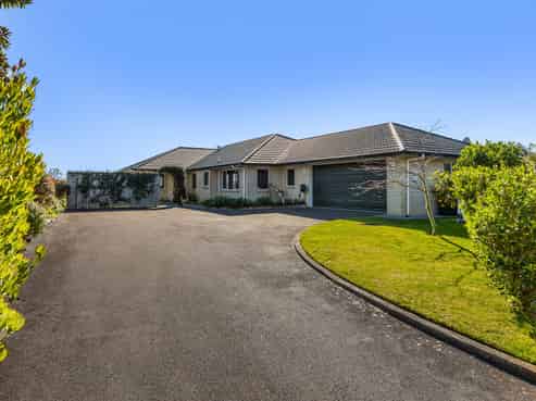 9A Manukaka Heights, Hurdon