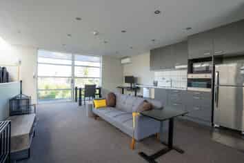 5/8a Settlers Crescent, Ferrymead