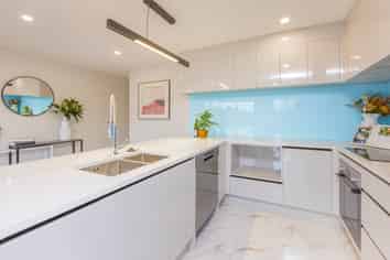 2/14 Tomuri Place, Mount Wellington
